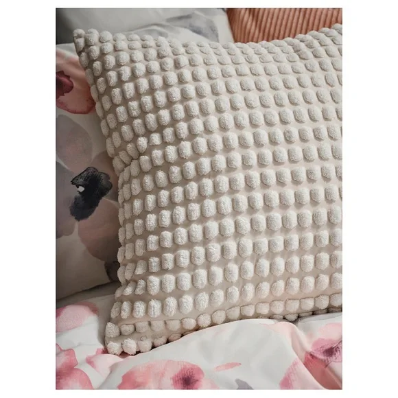 NWT IKEA Svartpoppel Textured Cream Pillow shams, sz 26 x 26 euro - Picture 2 of 4